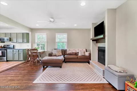 804 E Main St, Aberdeen, NC 28315 photo 19