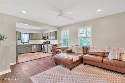 804 E Main St, Aberdeen, NC 28315 photo 20