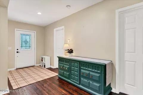 804 E Main St, Aberdeen, NC 28315 photo 14