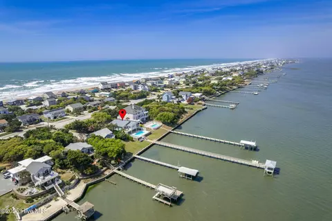 1408 Emerald Dr, Emerald Isle, NC 28594