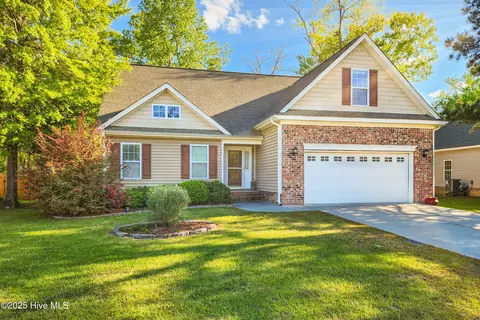 265 Sellhorn Blvd, New Bern, NC 28562