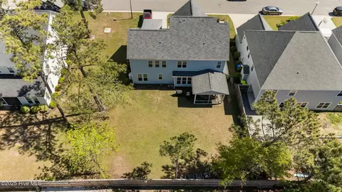 View/Area - 10 E Cloverfield Ln, Hampstead, NC 28443 photo 6 of 7