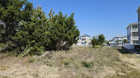 181 E First St, Ocean Isle Beach, NC 28469