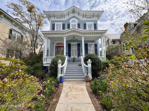 111 S 4th St, Wilmington, NC 28401