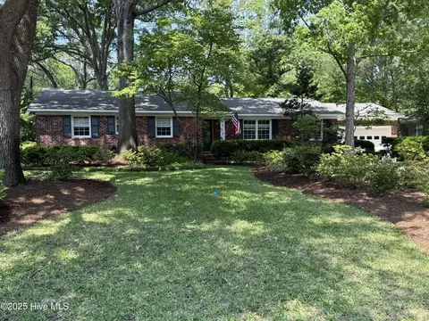 3322 Bragg Dr, Wilmington, NC 28409