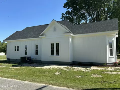 Other - 212 N Hill St, Faison, NC 28341 photo 3 of 5