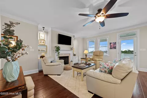 Living - 281 Bridgewater Dr, Bath, NC 27808 photo 2 of 4