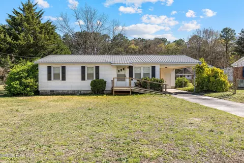 1249 Old Grantham Rd, Goldsboro, NC 27530