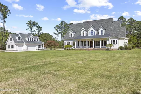 470 Belgrade Swansboro Rd, Stella, NC 28582