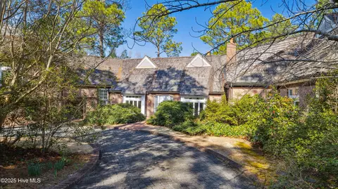 175 Hearthstone Rd, Pinehurst, NC 28374