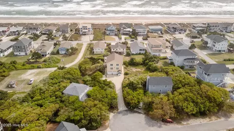 102 Oak Forest Ln, Atlantic Beach, NC 28512