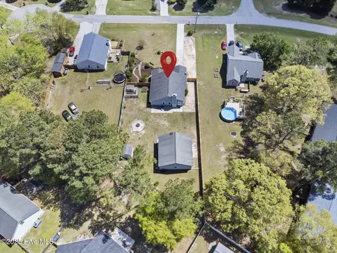 View/Area - 309 Tassel Ct, Hubert, NC 28539 photo 2 of 7