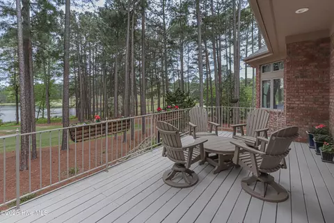 32 Oxton Cir, Pinehurst, NC 28374 photo 8