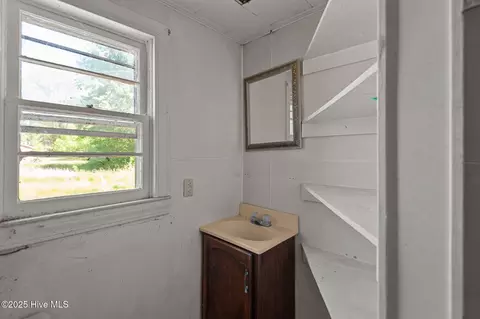 1007 Broad St, Windsor, NC 27983 photo 26