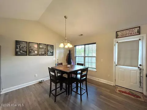 300 Dillard Ln, Richlands, NC 28574 photo 16