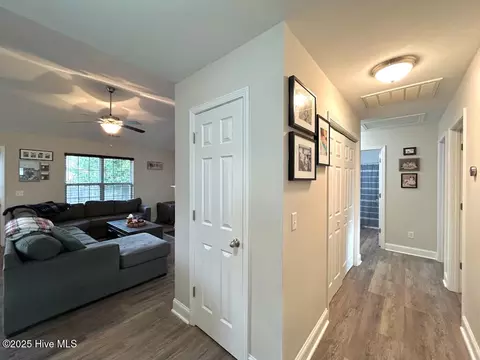 300 Dillard Ln, Richlands, NC 28574 photo 13