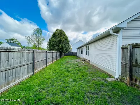 300 Dillard Ln, Richlands, NC 28574 photo 44