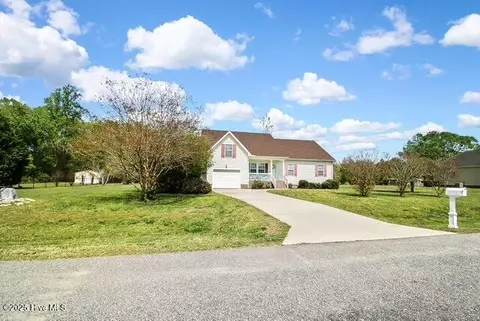 106 Chickadee St, Moyock, NC 27958