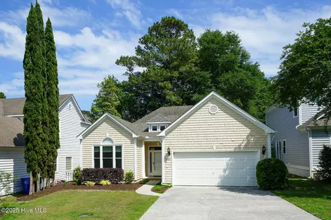 8502 Hammock Dunes Dr, Wilmington, NC 28411