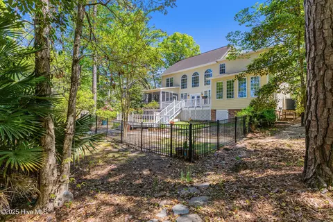 Exterior - 117 Canvasback Pt, Hampstead, NC 28443 photo 8 of 9