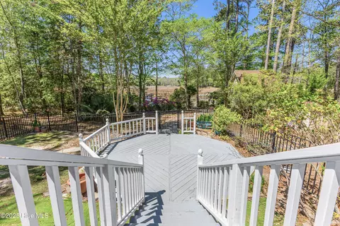 Exterior - 117 Canvasback Pt, Hampstead, NC 28443 photo 4 of 9