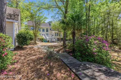 Exterior - 117 Canvasback Pt, Hampstead, NC 28443 photo 7 of 9