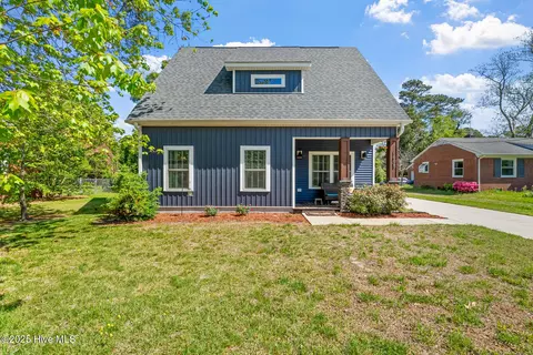 1608 Forrest Dr, Elizabeth City, NC 27909