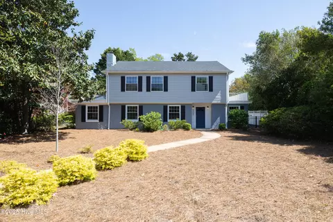 2409 Oleander Dr, Wilmington, NC 28403