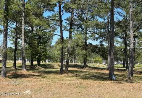 1044 Crosby Cir SW, Sunset Beach, NC 28468