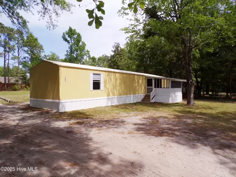 7001 Murrayville Rd, Wilmington, NC 28411