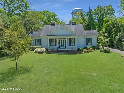1004 Fayetteville Rd, Rockingham, NC 28379