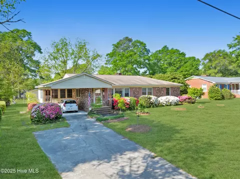 2022 Pinedale Rd, Rockingham, NC 28379