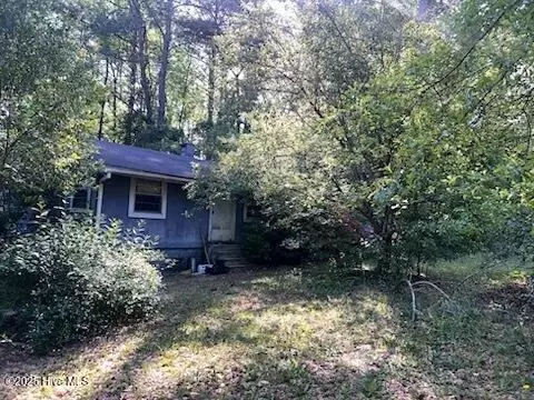 139 Hickory St, Rockingham, NC 28379