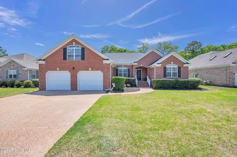 624 Sea Castle Ct, Wilmington, NC 28412