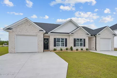 2020 Dartford Dr #B, Greenville, NC 27834