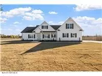 1462 Millpond Rd, Elizabeth City, NC 27909