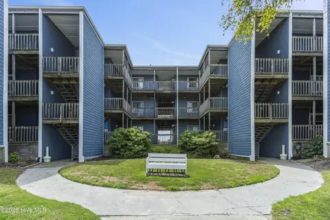 2264 New River Inlet Rd #304, North Topsail Beach, NC 28460