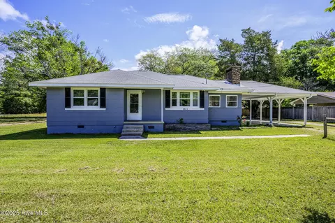 6611 Nc 306 S, Grantsboro, NC 28529