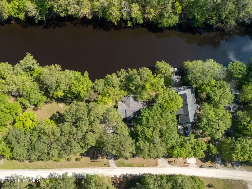View/Area - 1379 River Bend Dr, Burgaw, NC 28425 photo 7 of 20