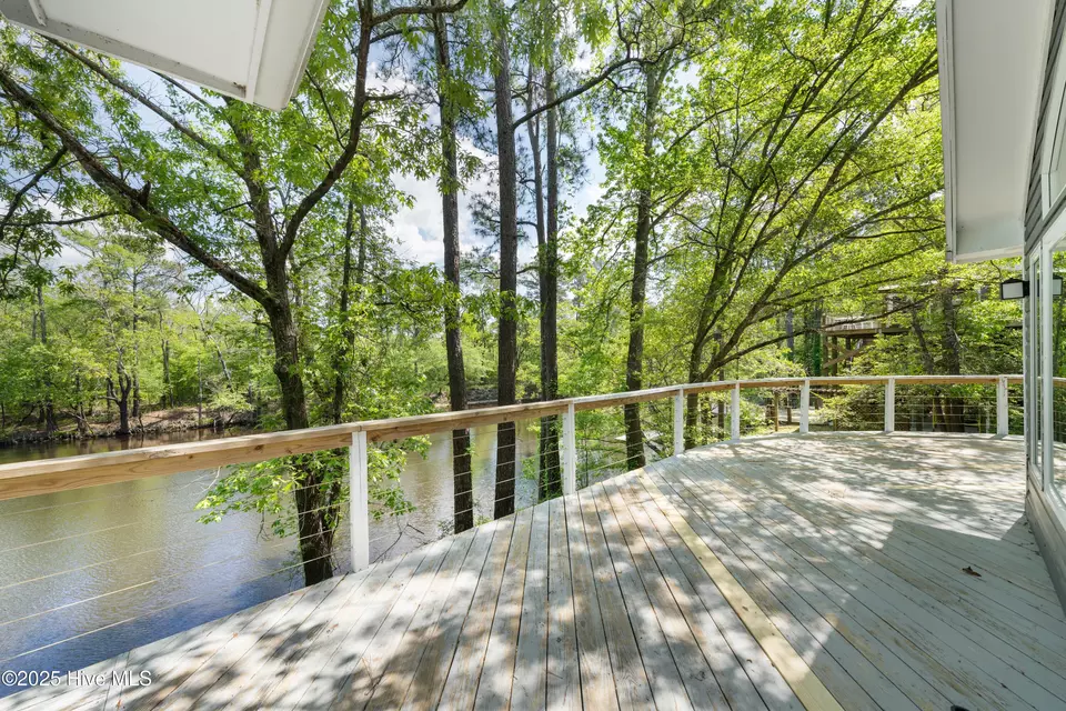 Exterior - 1379 River Bend Dr, Burgaw, NC 28425 photo 9 of 15