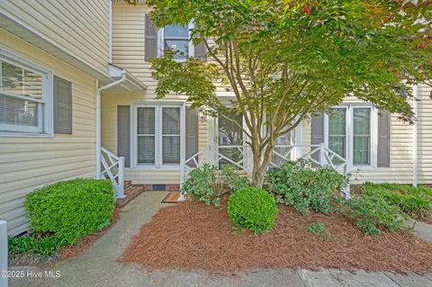 109 Oakmont Dr #58, Greenville, NC 27858