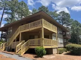 201 Foxkroft Dr #34, Foxfire Village, NC 27281