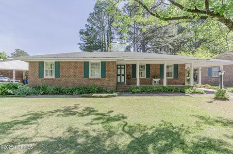 105 Osceola Dr, Greenville, NC 27858