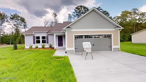 304 Grand Oaks Dr, Goldsboro, NC 27530