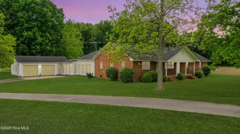 138 Howells Ln, Hertford, NC 27944