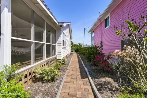 Exterior - 301 E Ave, Kure Beach, NC 28449 photo 11 of 14