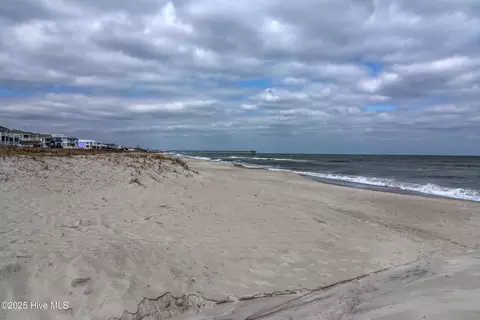 View/Area - 301 E Ave, Kure Beach, NC 28449 photo 8 of 11