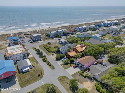 View/Area - 301 E Ave, Kure Beach, NC 28449 photo 1 of 11