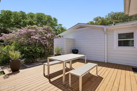 Exterior - 301 E Ave, Kure Beach, NC 28449 photo 5 of 14