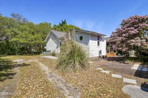 Exterior - 301 E Ave, Kure Beach, NC 28449 photo 8 of 14